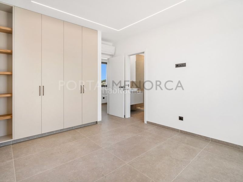 Foto 2ea41160-bc6f-468f-8236-db6ef88f14b4. Xalet amb piscina a Cala Blanca Ciutadella de Menorca