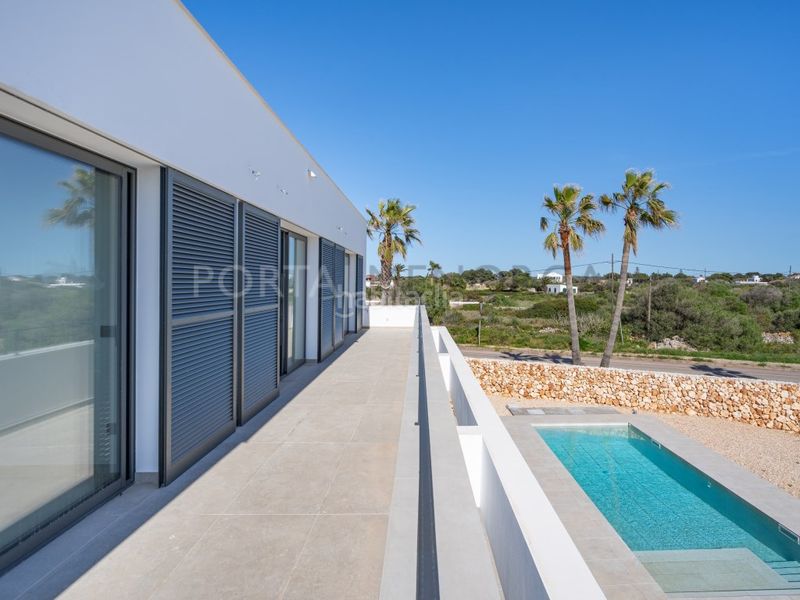 Foto a449d15d-3f27-4175-93de-c9335db657c9. Xalet amb piscina a Cala Blanca Ciutadella de Menorca