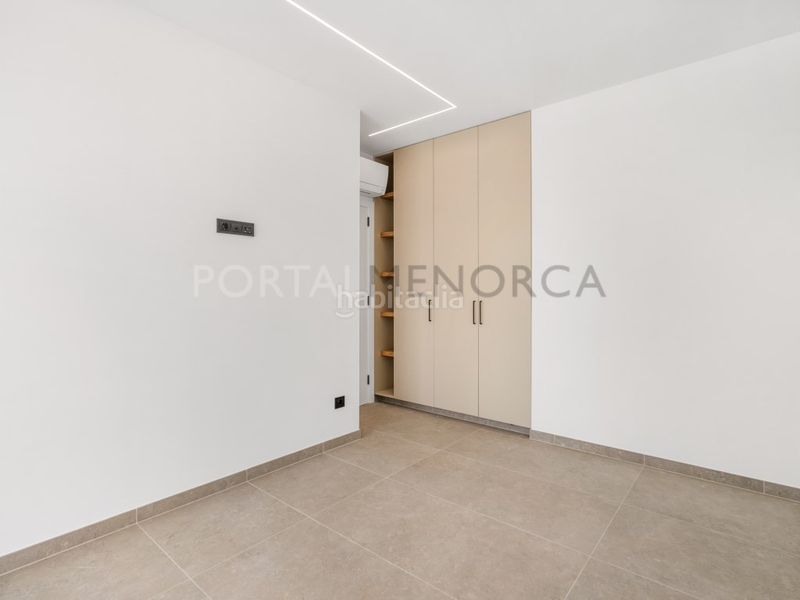 Foto b2bac940-930a-4459-b5bc-6c55f8ce8a6c. Xalet amb piscina a Cala Blanca Ciutadella de Menorca