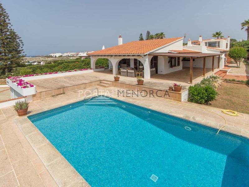 Foto 03b924c9-73bf-4f97-8f1e-dfc385f4a61c. Chalet avec chauffage parking piscine dans Binibèquer Sant Lluís