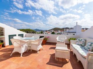 Apartament  N/a. Dúplex con terraza en el puerto de fornells