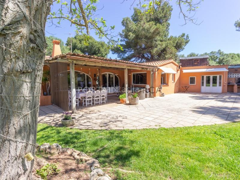 Foto 21f81657-3241-48cf-996b-ac21126357d8. Masía casa de campo con piscina en venta en mahón en Maó