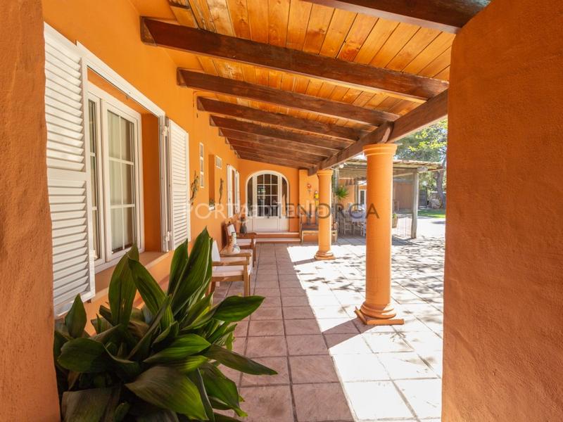 Foto 3650c4a0-99d1-4e4b-b929-231c48a35673. Masía casa de campo con piscina en venta en mahón en Maó