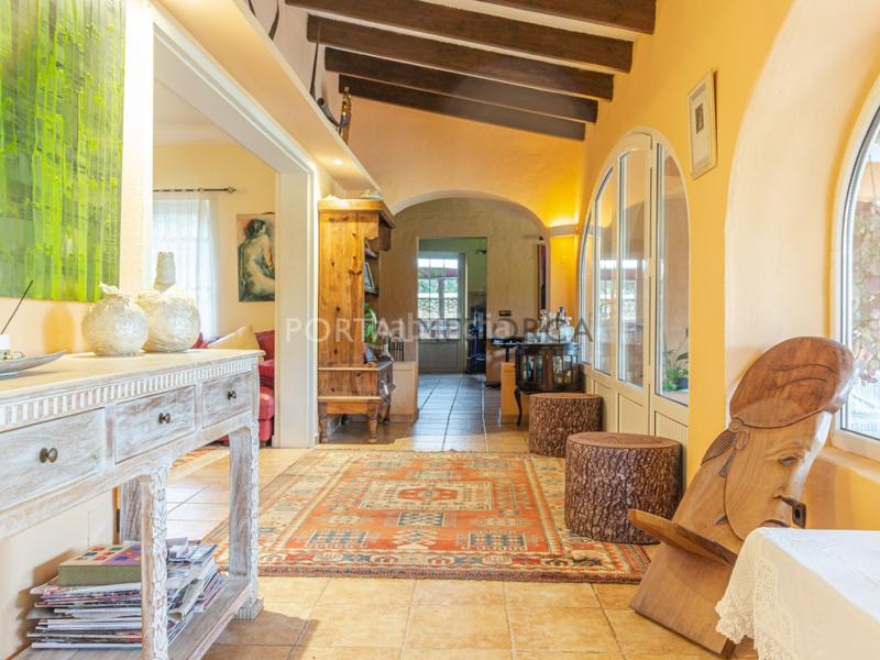 Foto 9db70118-ad36-40e1-8396-bfdef37a2622. Masía casa de campo con piscina en venta en mahón en Maó