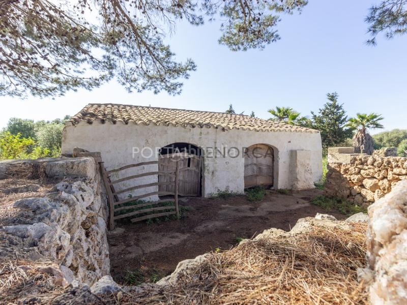 Foto 3f44e876-7607-4669-aa02-9ebc2ab5528b. Masía en santa rita pol 2 parcela 40 casa de campo con piscina en venta , menorca en Sant Lluís
