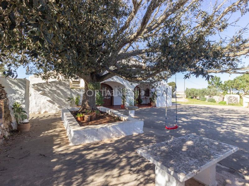 Foto 93f6964e-c7c6-476c-95b0-1c4a4787a34f. Masía en santa rita pol 2 parcela 40 casa de campo con piscina en venta , menorca en Sant Lluís