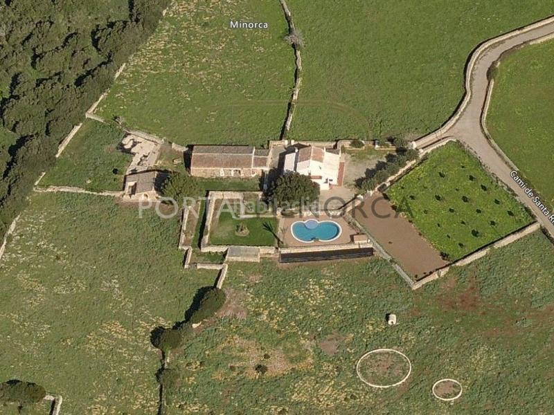 Foto ad02fb43-3b14-46c4-88dc-6aa3004ba470. Masía en santa rita pol 2 parcela 40 casa de campo con piscina en venta , menorca en Sant Lluís