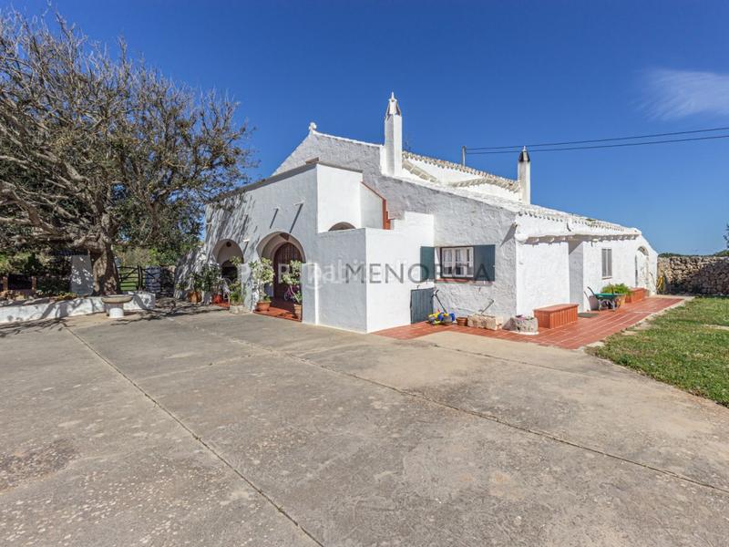 Foto da90328c-1b66-47d1-abb0-ae44f7629fcf. Masía en santa rita pol 2 parcela 40 casa de campo con piscina en venta , menorca en Sant Lluís