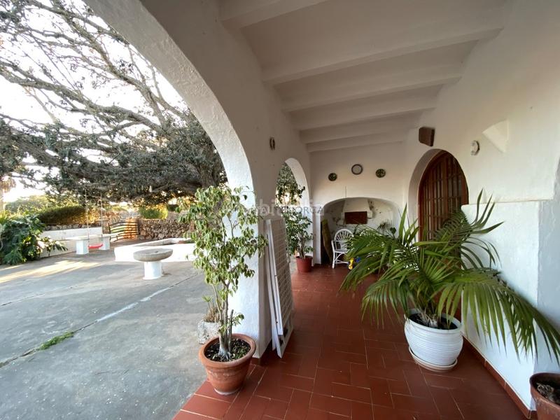 Foto e04b6b47-d738-460d-8f66-4f4865bed380. Masía en santa rita pol 2 parcela 40 casa de campo con piscina en venta , menorca en Sant Lluís