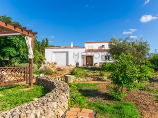 Masia a Alaior Poble. Cómoda casa de campo con piscina en la argentina