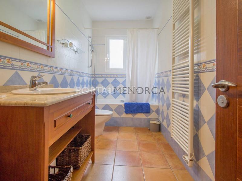 Foto 9eef6036-5e0a-4078-acb7-5511f14b01ba. Chalet  con piscina en venta en binibeca nou en Sant Lluís