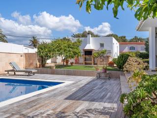 Chalet  N/a. Encantador chalet de una sola planta en sa caleta