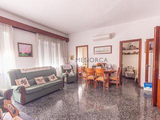 Casa en Calle sant andreu 11. Casa entera con garaje y terraza en mahon