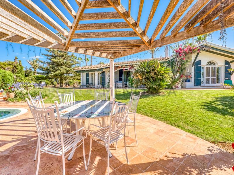 Foto f1a48ed7-2947-4ff9-aea7-6732ea6a0371. Chalet privacidad con vistas al mar en binidali en Maó