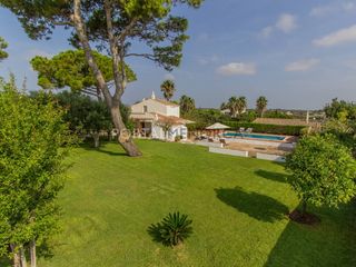 Mas�a en Sant Llu�s-S�Ullestrar-Torret. Casa de campo con piscina en venta cerca de sant llu�s