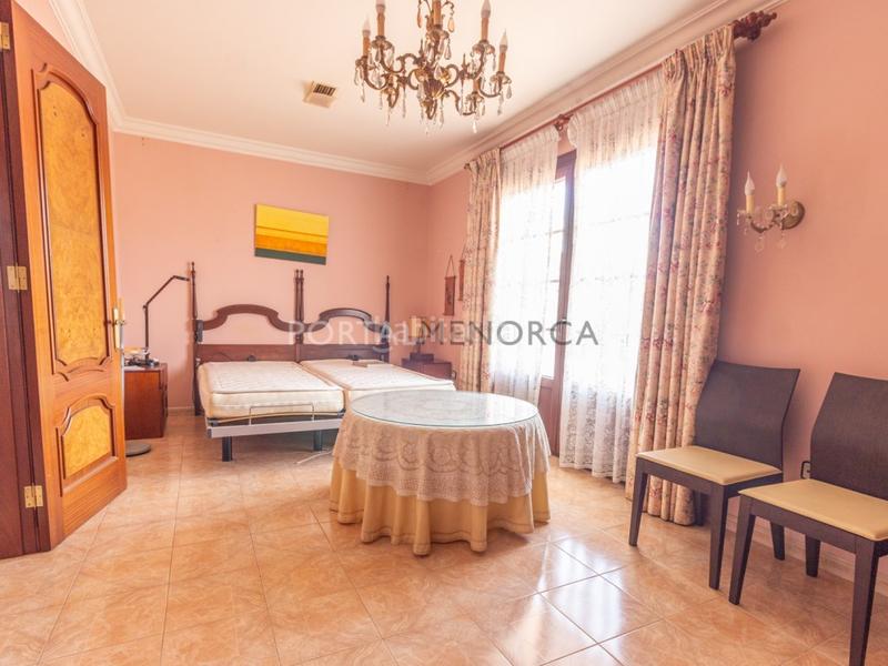 Foto 9782a8a3-54dd-41d0-8b9a-7533069dff11. Chalet casa en primera linea con vistas al puerto de mahon en Es Castell