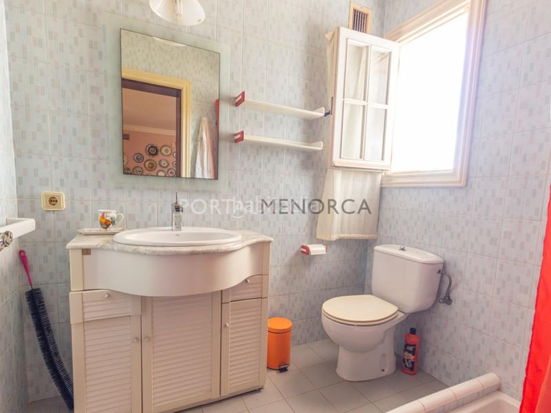 Foto dbfea0b5-aa0f-4bad-8142-9ac06c42b25e. Chalet casa en primera linea con vistas al puerto de mahon en Es Castell