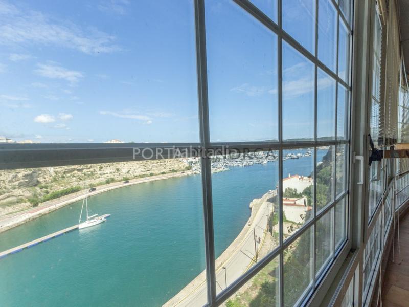 Foto ff2f2643-d2d6-4403-8978-27d186903a18. Chalet casa en primera linea con vistas al puerto de mahon en Es Castell