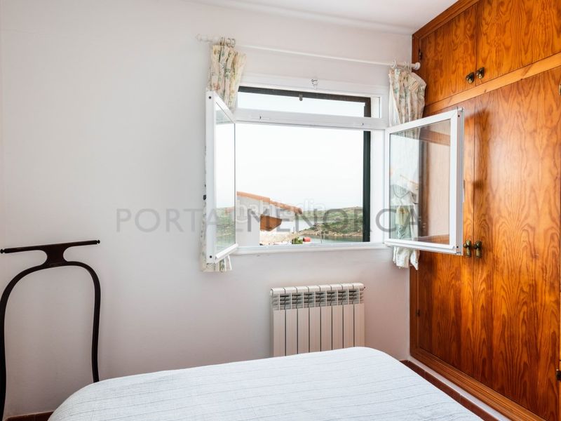 Foto 8e334b0c-b800-4765-a95f-e3486b3e5bde. Xalet amb calefacció aparcament piscina a Port d´Addaia Es Mercadal