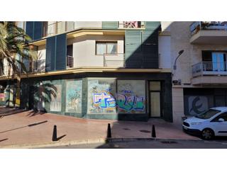 Local commercial à Calle duc de crillon 30. Local comercial de dos plantas en construcción.