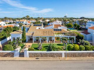 Chalet à Cala Blanca. Exclusivo chalet ubicado en son blanc, ciutadella.