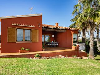 Xalet a Passeig de sa torre 1. Chalet unifamiliar en punta prima a 1 minuto de la playa.