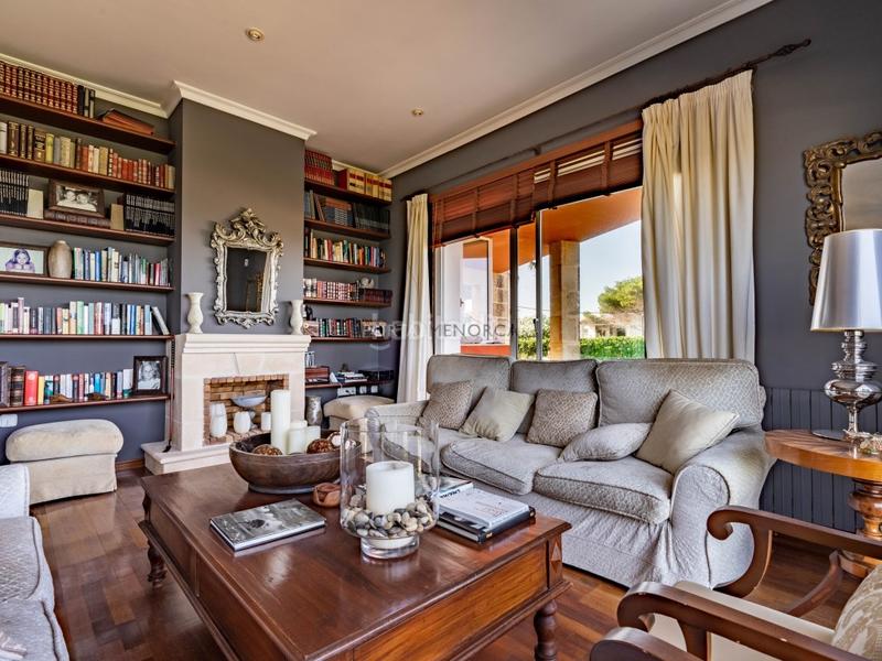 Foto 08716844-6ef9-4f3e-b59a-0d36a0c84bb8. Xalet a passeig de sa torre 17 a Biniancolla-Punta Prima Sant Lluís