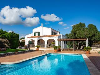 Masía en Camí de na ferranda, 1 a. Encantadora casa unifamiliar de estilo rústico con piscina y gar
