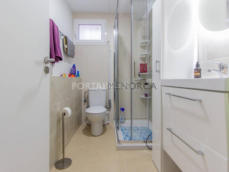 Foto cd2ec155-493f-47a4-9933-b0110a5586e9. Apartament amb piscina a Biniancolla-Punta Prima Sant Lluís