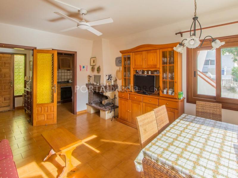 Foto a72d4582-fb79-4788-a6e1-2a373c2df454. Chalet con parcheggio in S´Algar-Alcalfar Sant Lluís