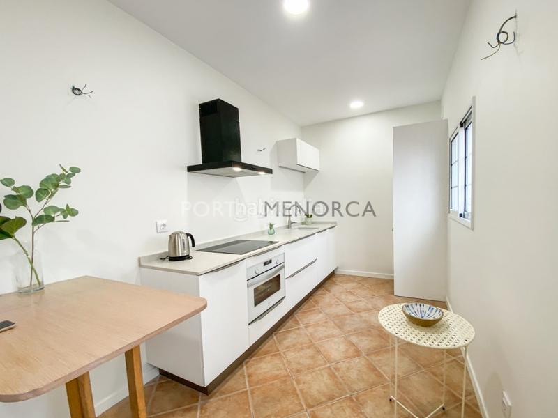 Foto c91402e0-79b4-4e90-88a0-d155169e2afb. Casa  reformada con patio en mahon en Centre Històric Maó