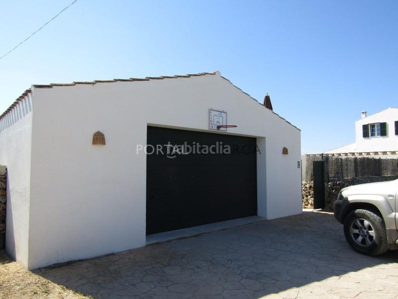 Foto 44b2e6ad-b29e-4940-9d53-846b695e81d9. Masia a camí de baix 30 a Llucmaçanes Maó