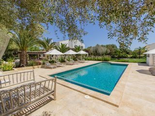 Mas à Sant Lluís-S´Ullestrar-Torret. Casa de campo con piscina en venta cerca de sant lluís