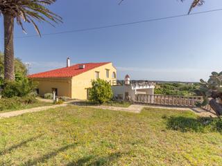 Masia a Santa Anna-Sol de l´Est. Encantadora casa de campo con piscina, cuevas y vistas panorámic