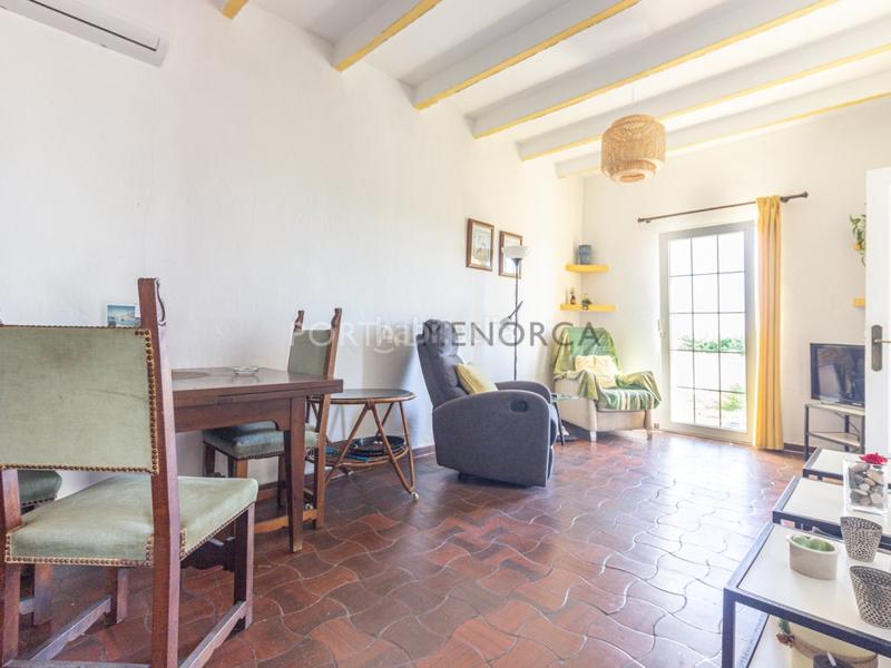 Foto b2bac5ab-2e5b-42af-8aa6-7d5c171e73a4. Masía encantadora casa de campo con piscina, cuevas y vistas panorámicas en Es Castell