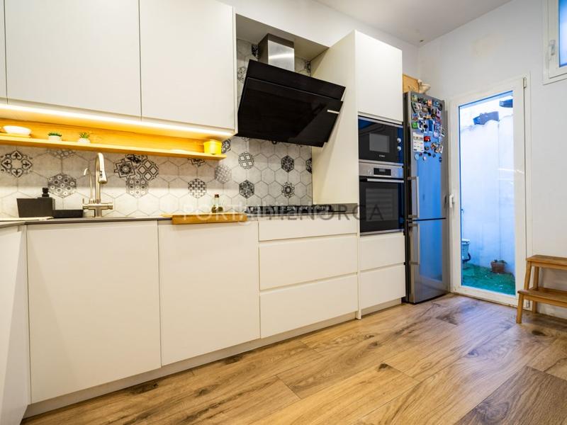 Foto bed78532-7053-45b0-9dd4-e4031ac0e994. Casa in calle sant jaume 77 in Centre Històric Maó