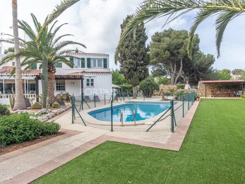 Foto f9e69d6c-4c34-4005-ad63-e157737ca46e. Chalet en calle biniatap de; ur son vilar 3 casa con jardin y piscina en son vilar en Es Castell