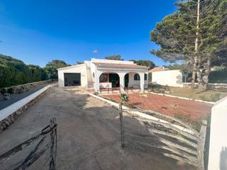 Xalet  N/a. Encantador chalet con piscina y privacidad en cala canutells