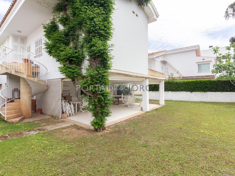 Foto cb52f182-8a28-48d4-a0c2-d17e873b7c13. Chalet with heating parking pool in Tanques del Carme-Fort de l´Eau Maó