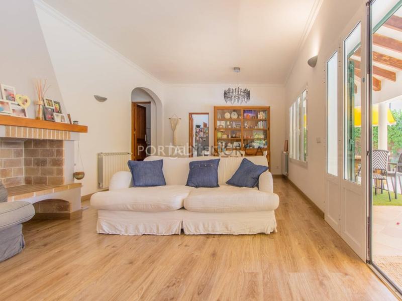 Foto c7ed0588-69b1-4a38-99a8-59a431f4b5d9. Chalet avec parking piscine dans Cala en Porter Alaior