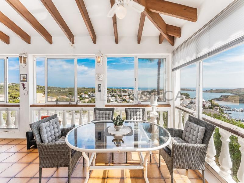 Foto eff5880b-8f89-413a-a5d7-107f1f236c57. Chalet con riscaldamento parcheggio piscina in Port d´Addaia Es Mercadal