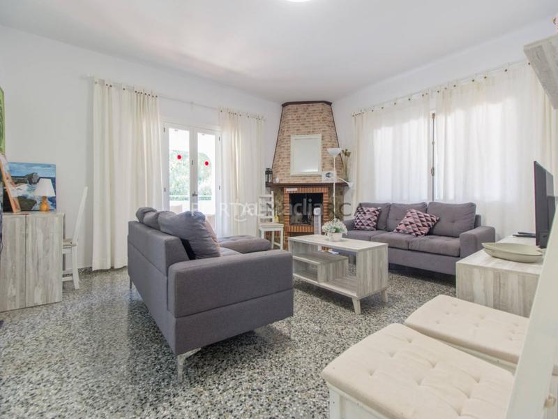 Foto e45aed67-c8e0-4c1e-9360-21ee71e88f36. Chalet dans Punta Grossa Es Mercadal