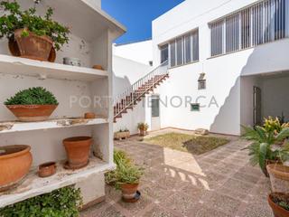 Maison  N/a. Interesante casa a 50 metros del casco antiguo de ciutadella