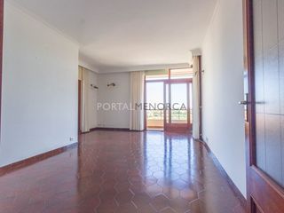 Pis  Avenida francesc femenias. Gran piso de cuatro dormitorios y tres baños en zona fort de lea