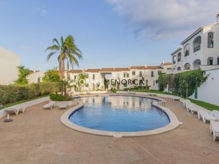 Apartament a Port d´Addaia. Apartamento con piscina comunitaria en venta en addaia