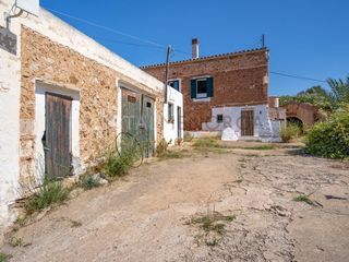 Masia a Es Grau-Serra Morena