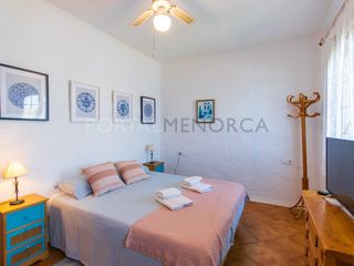 Apartament a Playas de Fornells. Apartamento con licencia turística en primera línea de playas de