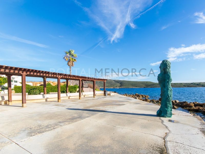 Foto 9939348f-21c5-4951-a71c-25d24940e3e3. Casa amb aparcament a Fornells Es Mercadal