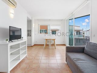Etagenwohnung in Calle palau i quer 5. Piso con terraza edificio con ascensor y parquing