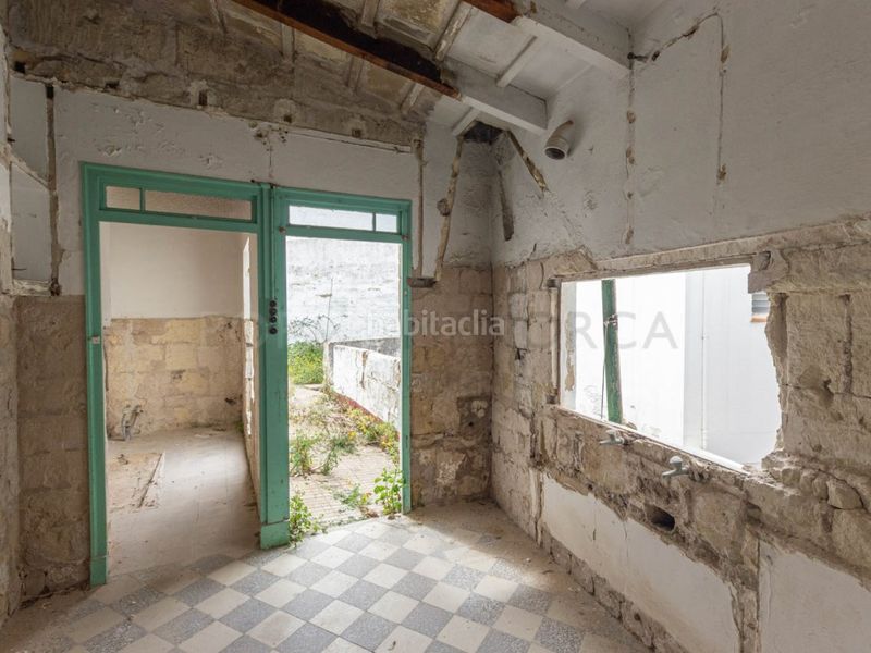 Foto 493aa692-fa2b-43d2-9920-8113157e27b9. Casa a Centre Històric Maó / Mahón